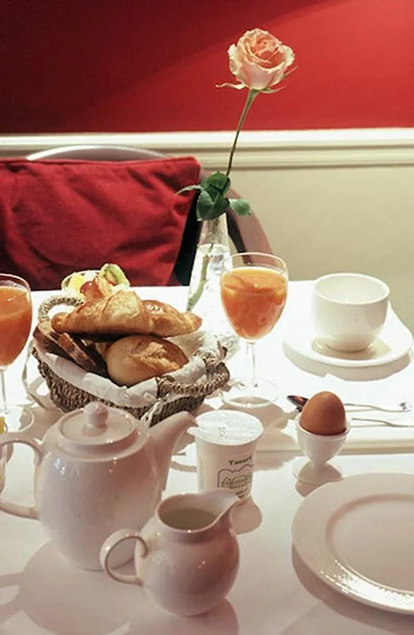 Sainte-beuve Hotell 4*
